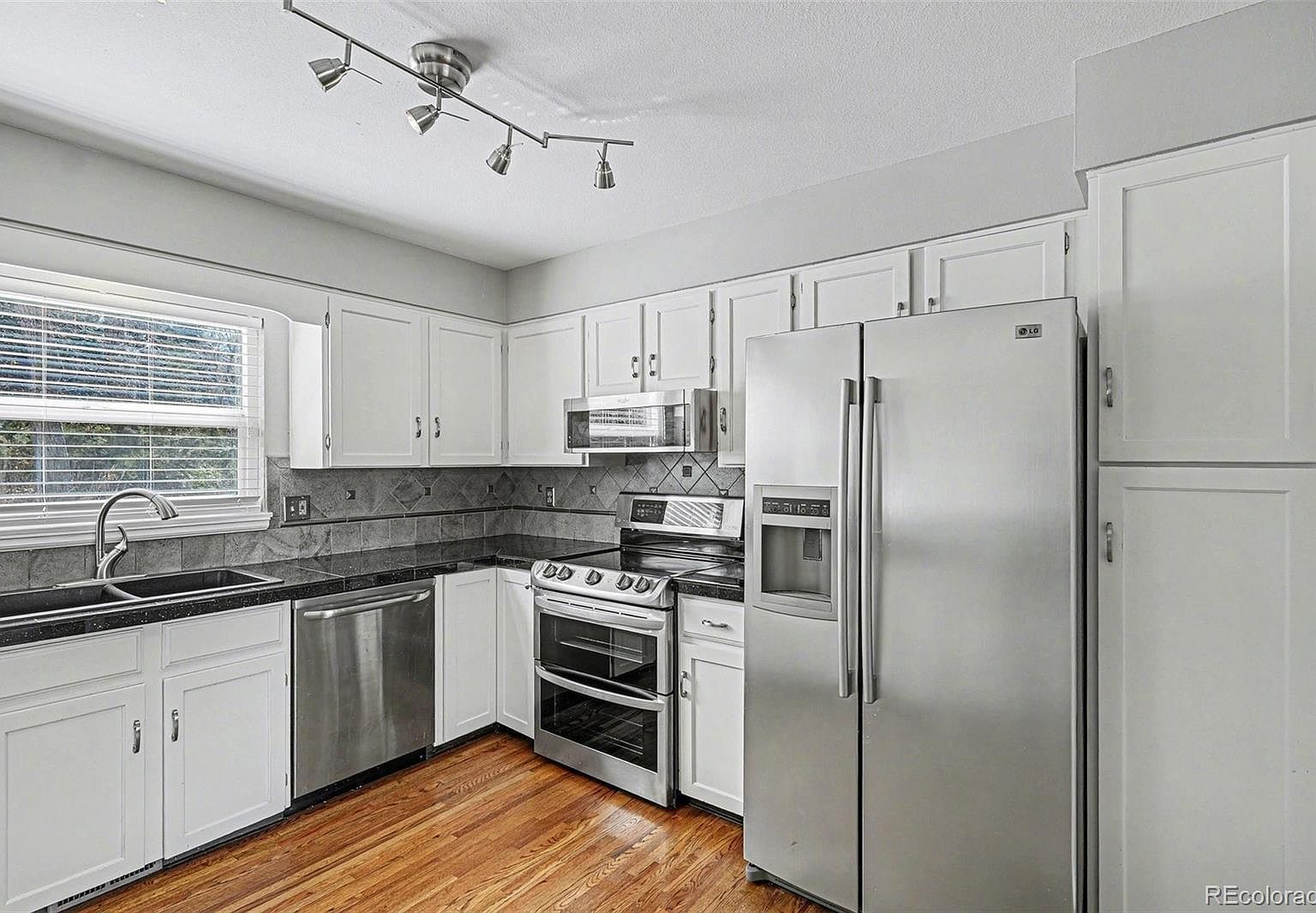 5494 E Hinsdale Cir Centennial, CO 80122 - Thumbnail 3