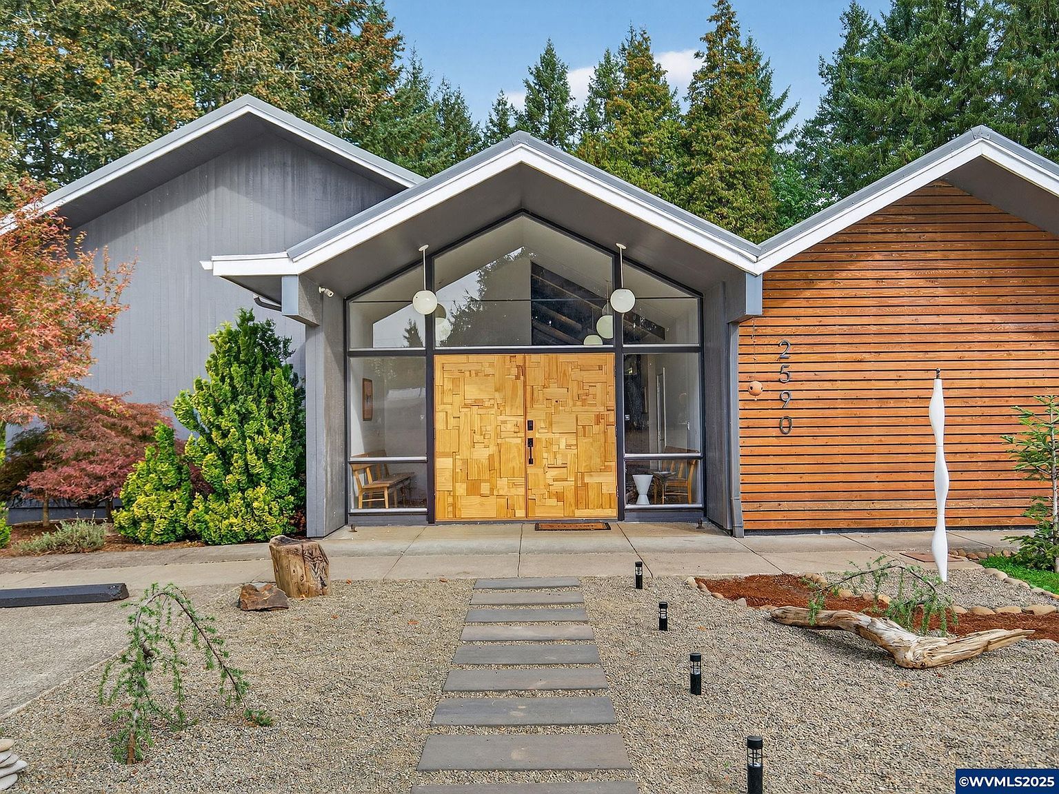 2590 Long St Sweet Home, OR 97386 - Thumbnail 3