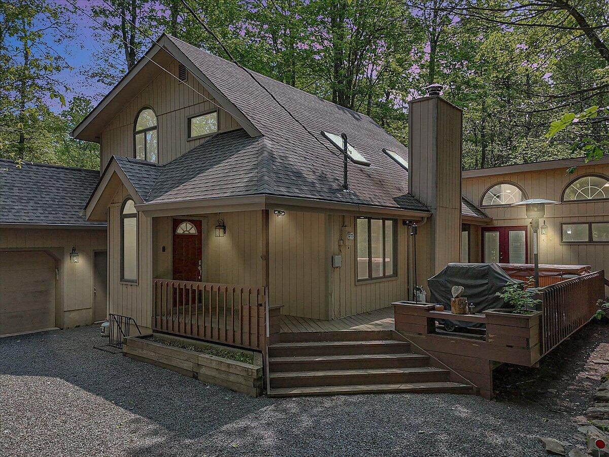 171 Flintlock Trl Pocono Pines, PA 18350 - Thumbnail 3