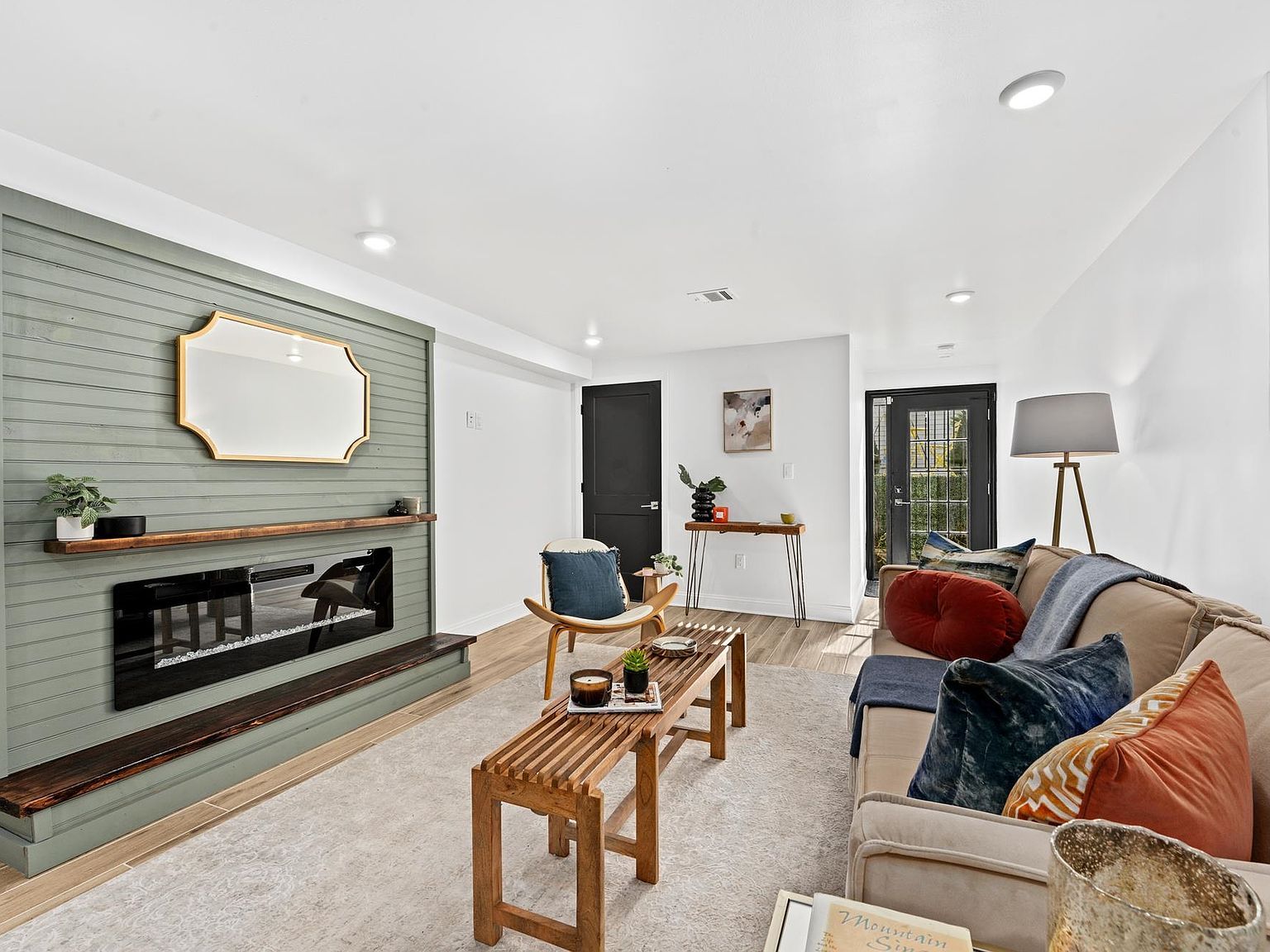 201 Zabriskie St APT 1 Jersey City, NJ 07307 - Thumbnail 3