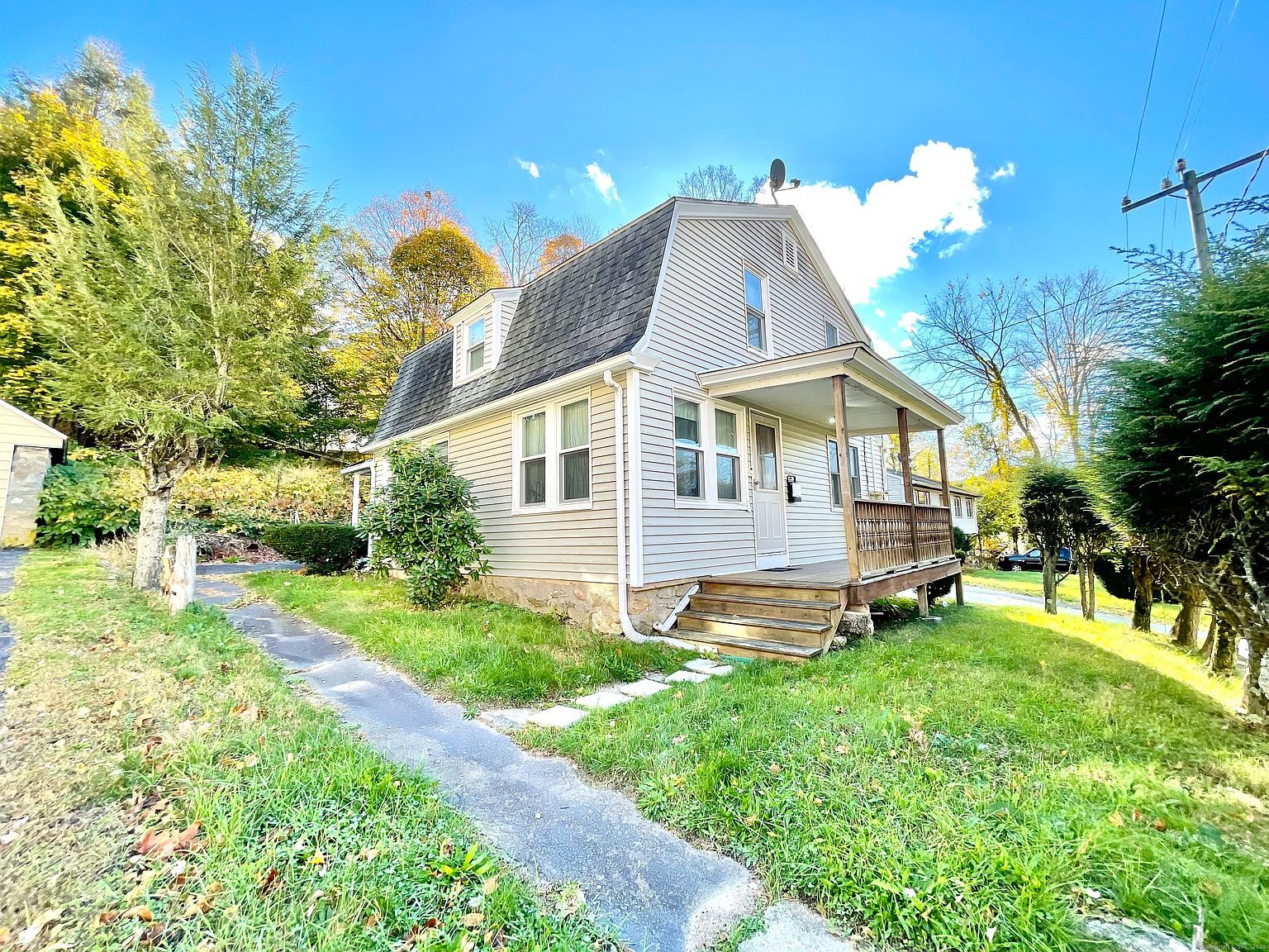 131 Greenwood St Watertown, CT 06795 - Thumbnail 3