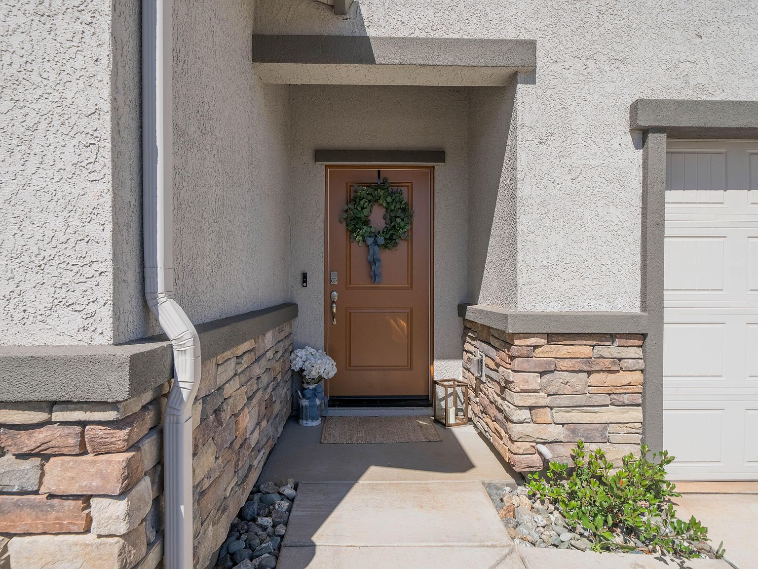 5016 Monaco Pkwy Redding, CA 96002 - Thumbnail 3