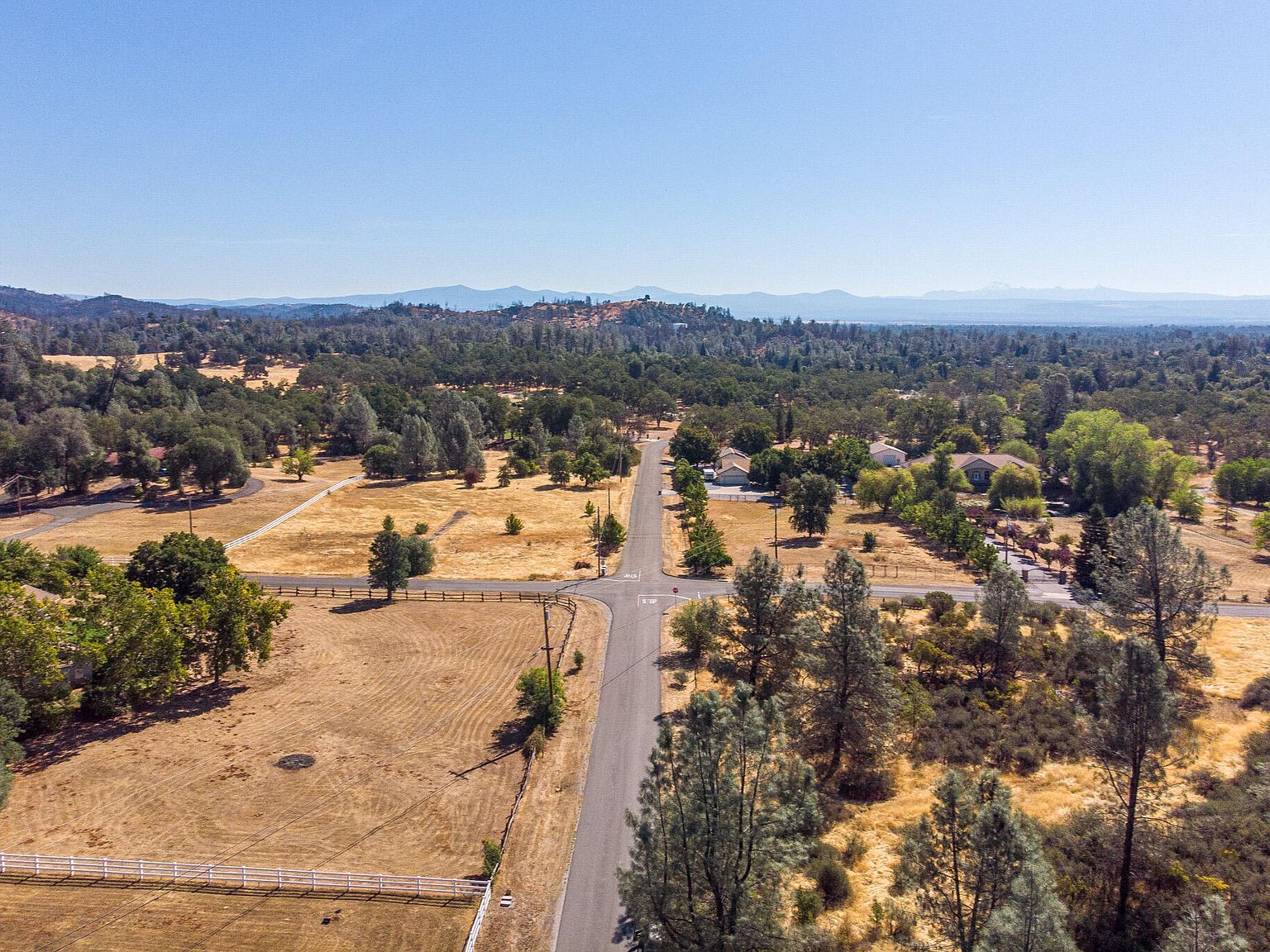 Natalie Way Redding, CA 96003 - Thumbnail 3