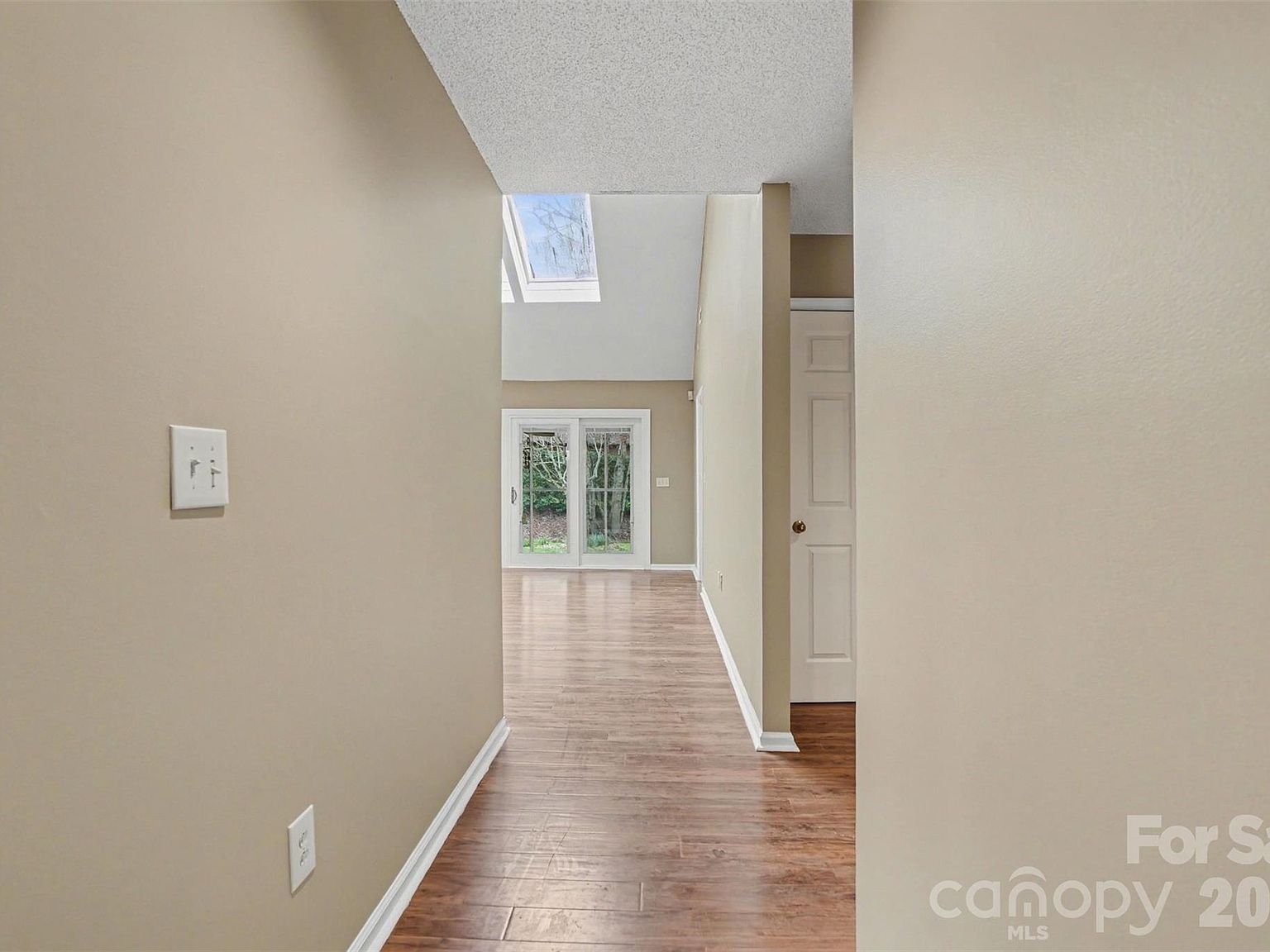 1742 12th St NE Hickory, NC 28601 - Thumbnail 3