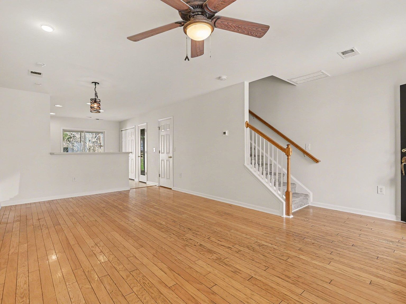 103 Barnacle Ln #R-3 Little River, SC 29566 - Thumbnail 3