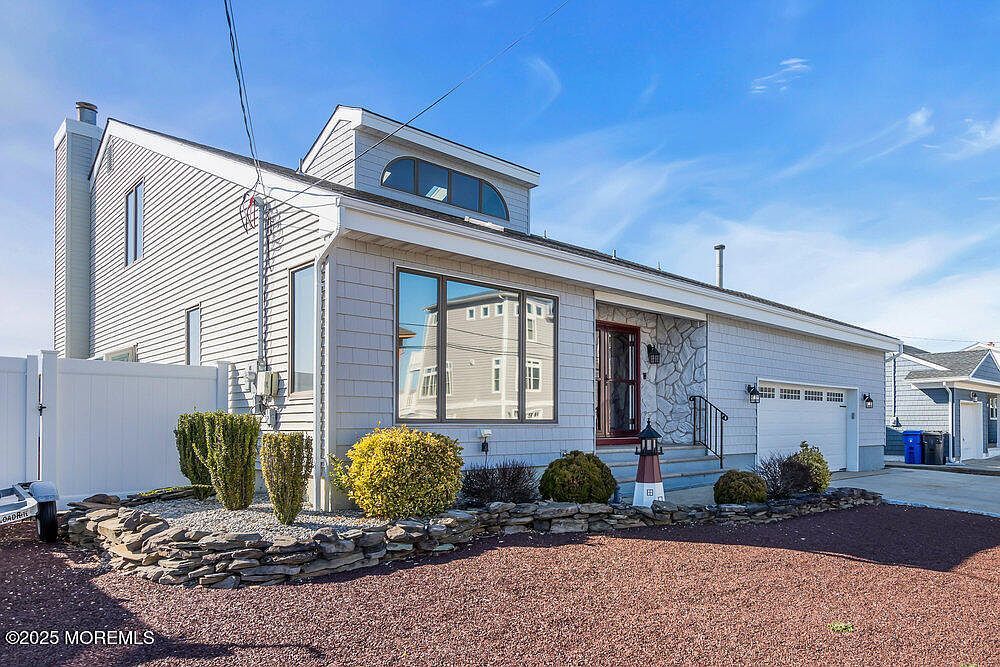 596 Baron St Toms River, NJ 08753 - Thumbnail 3