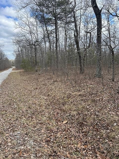 8949 Pima Dr, Crossville, TN, 38572 - Thumbnail 3