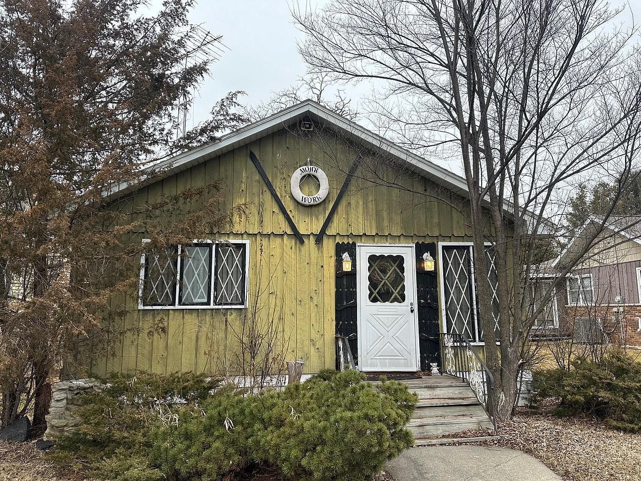 8045-8031 W Lakeshore Dr Burlington, WI 53105 - Thumbnail 3