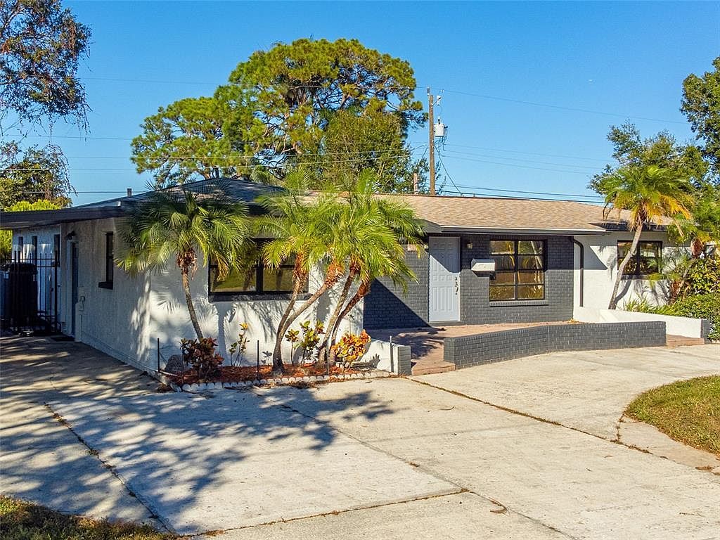 1899 66th Ave N Saint Petersburg, FL 33702 - Thumbnail 3