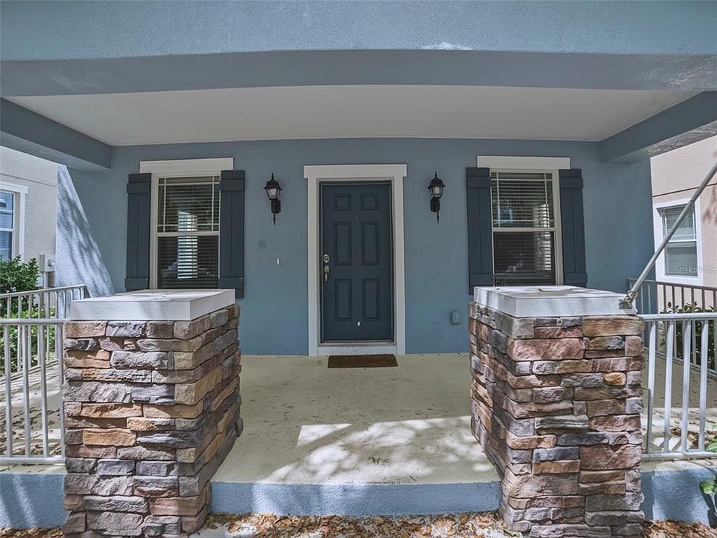 5941 Beaconpark St Lithia, FL 33547 - Thumbnail 3