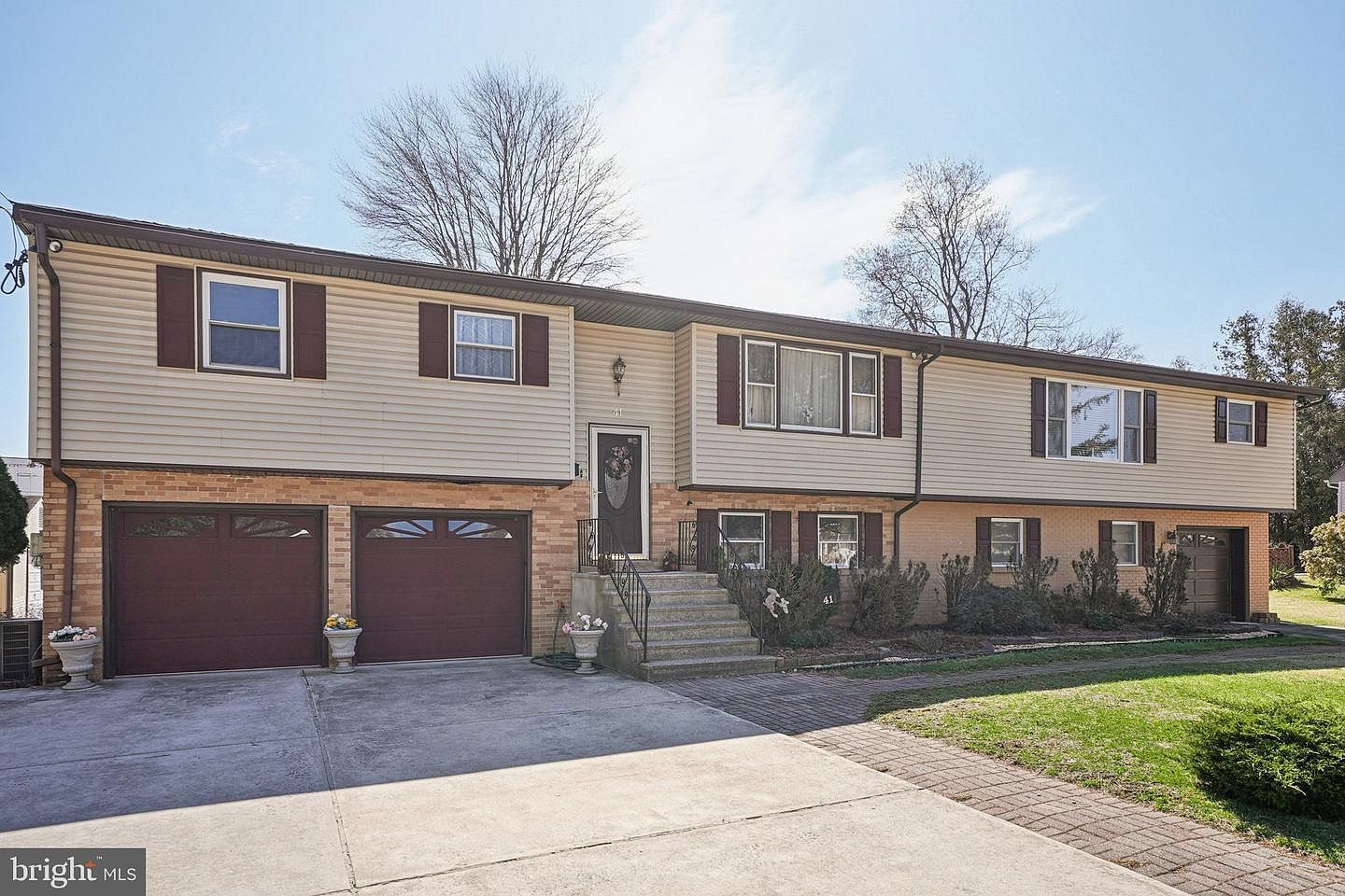 41 Harding St Ewing, NJ 08618 - Thumbnail 3