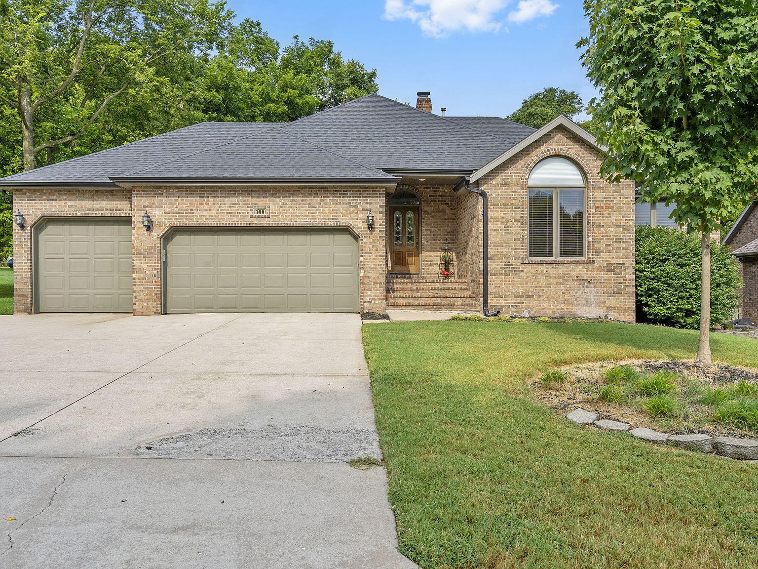 5111 S Clay Ave Springfield, MO 65810 - Thumbnail 3