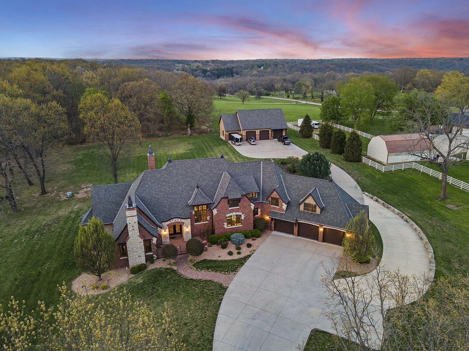 845 W Farm Road 96 Springfield, MO 65803 - Thumbnail 3