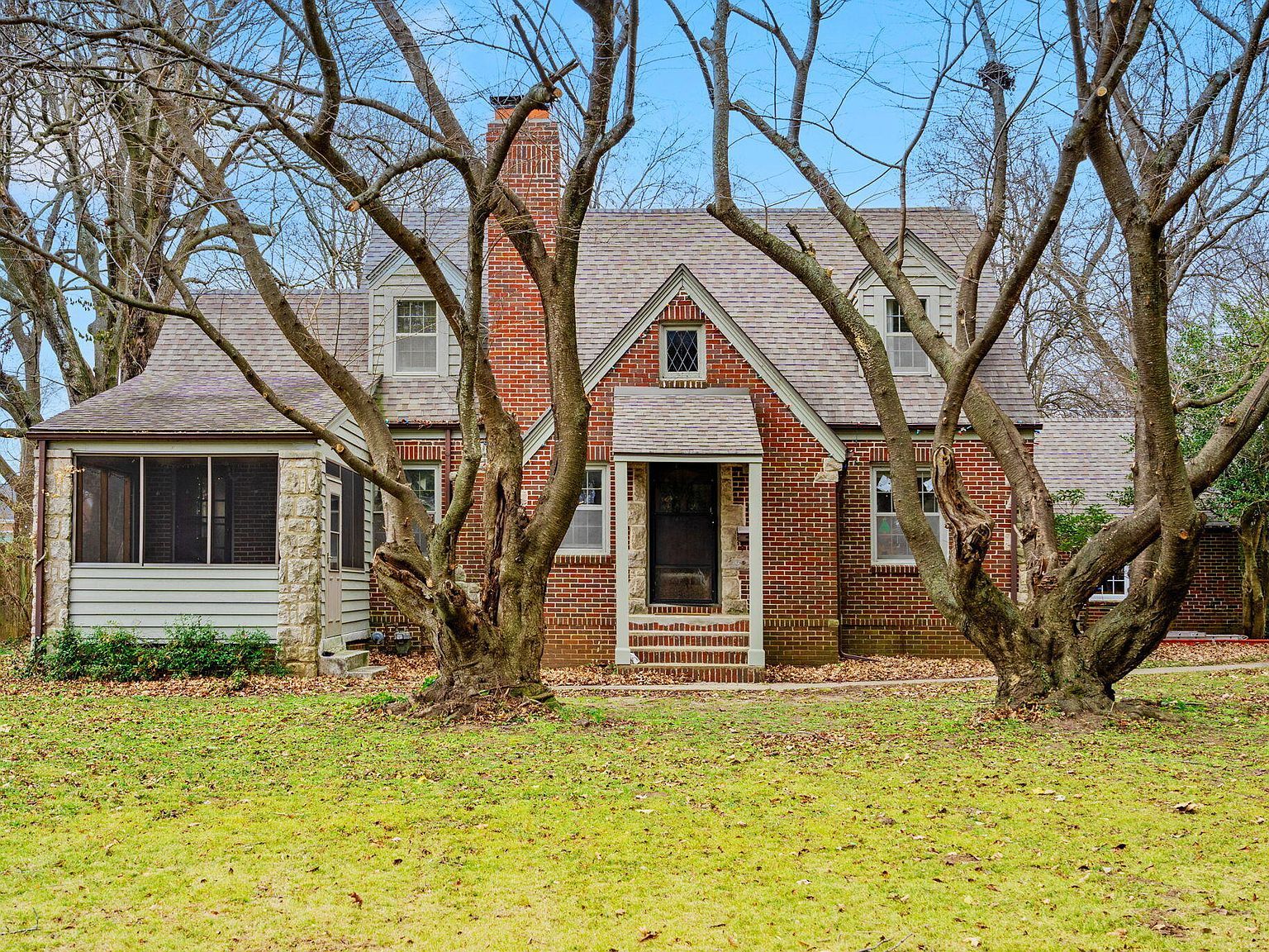 1727 S Kimbrough Ave Springfield, MO 65807 - Thumbnail 3