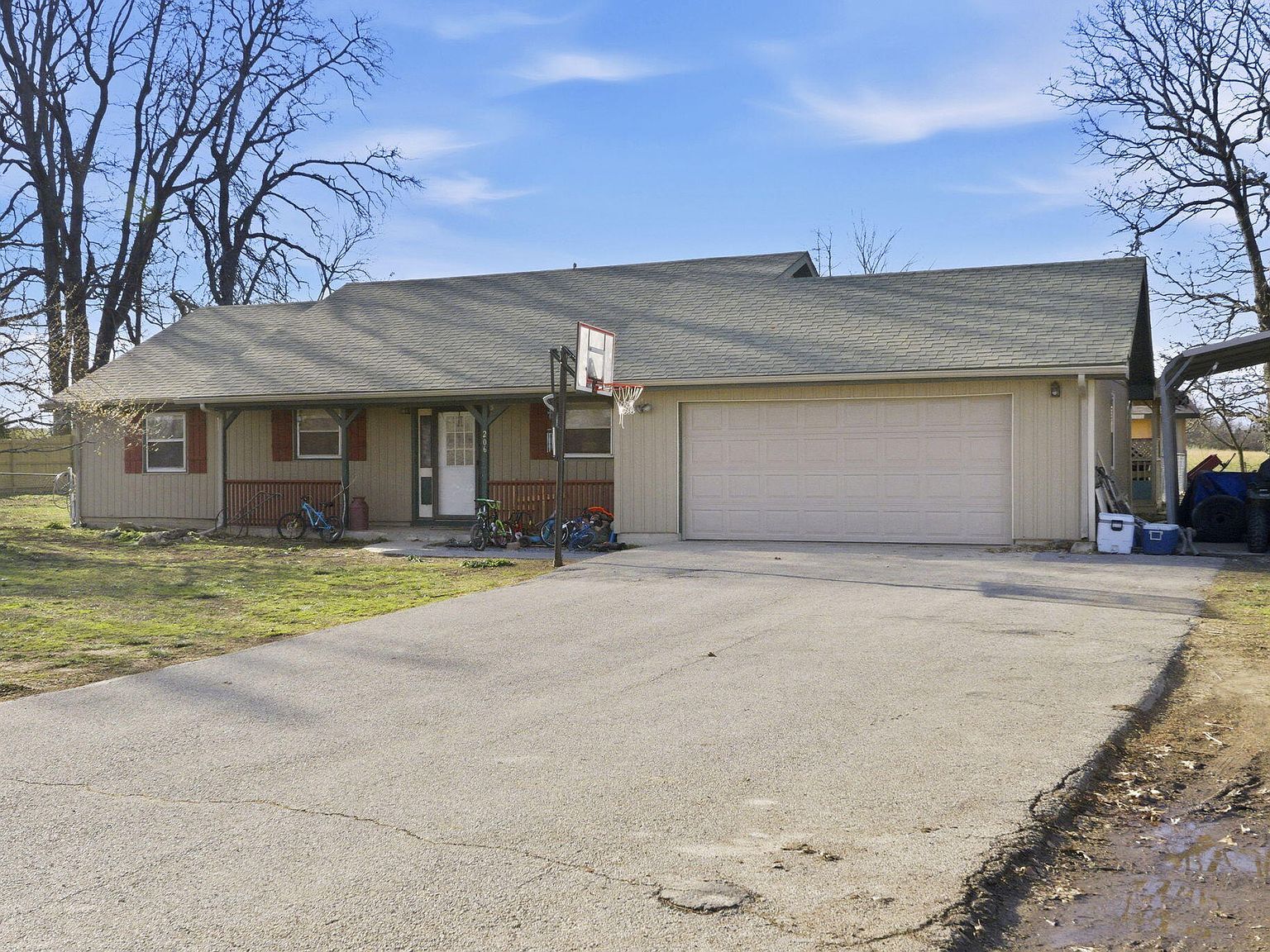 206 Plum St Sparta, MO 65753 - Thumbnail 3