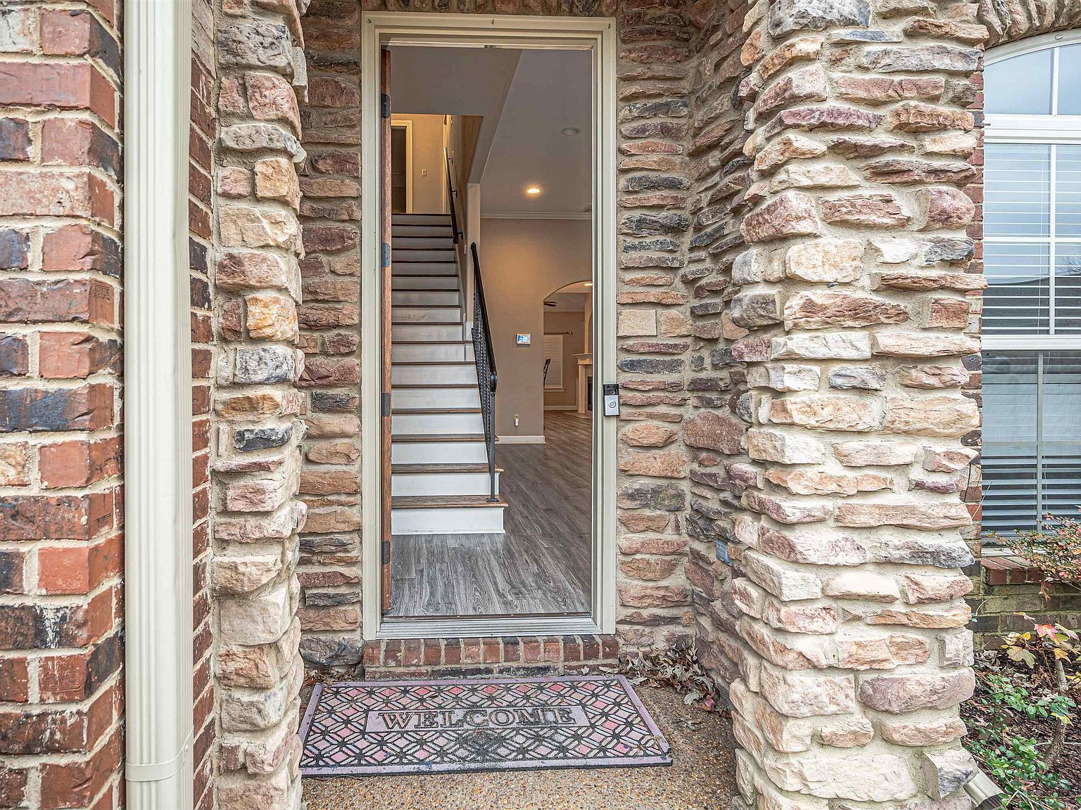 5231 Newton Oak Cir S Memphis, TN 38117 - Thumbnail 3