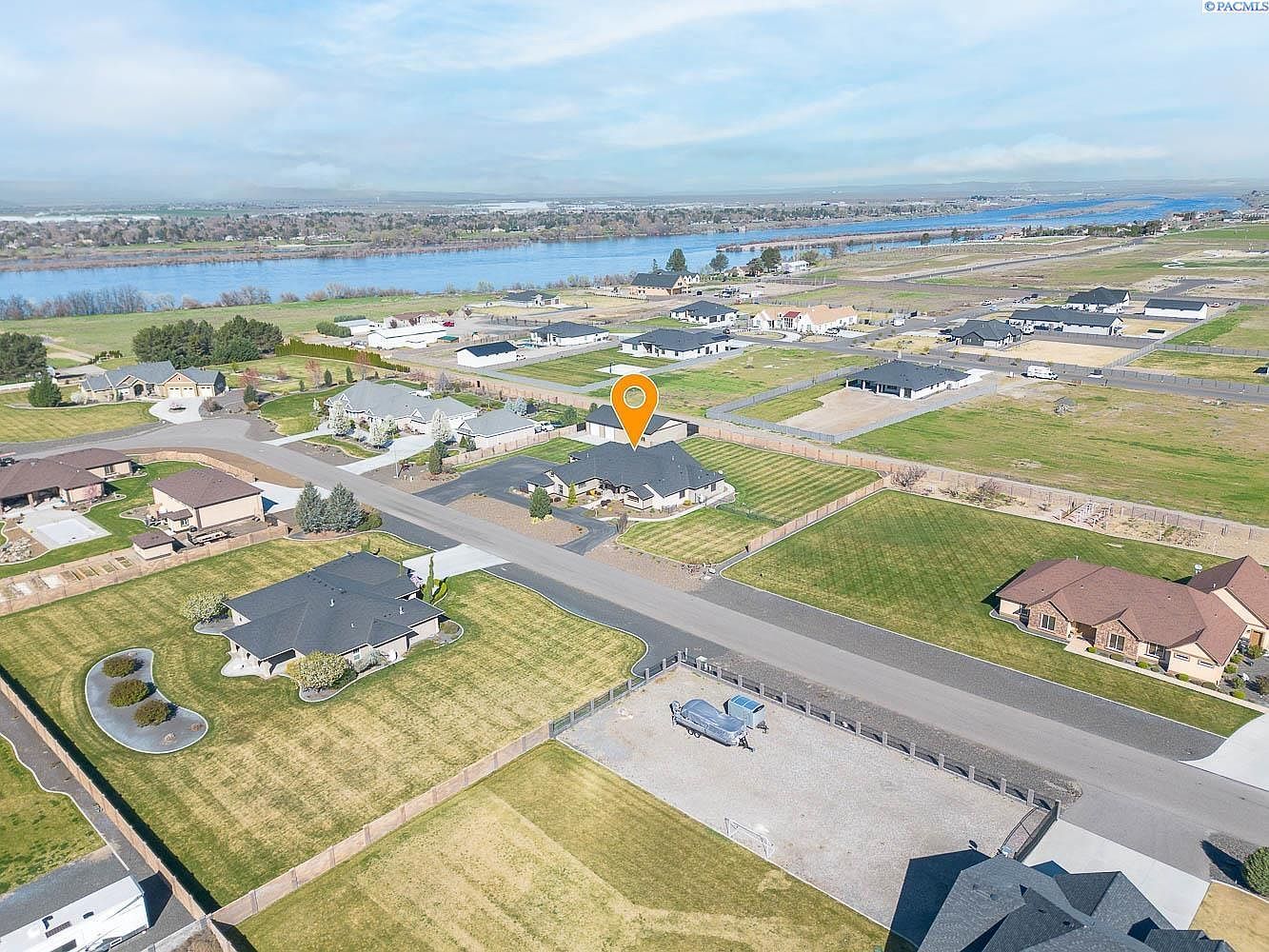 11807 Pelican Rd Pasco, WA 99301 - Thumbnail 3