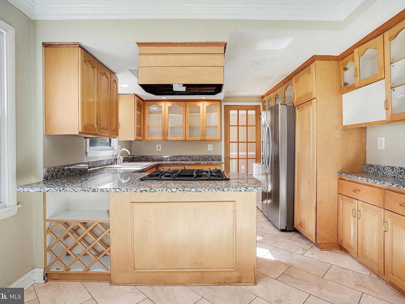 674 College Pkwy Rockville, MD 20850 - Thumbnail 3