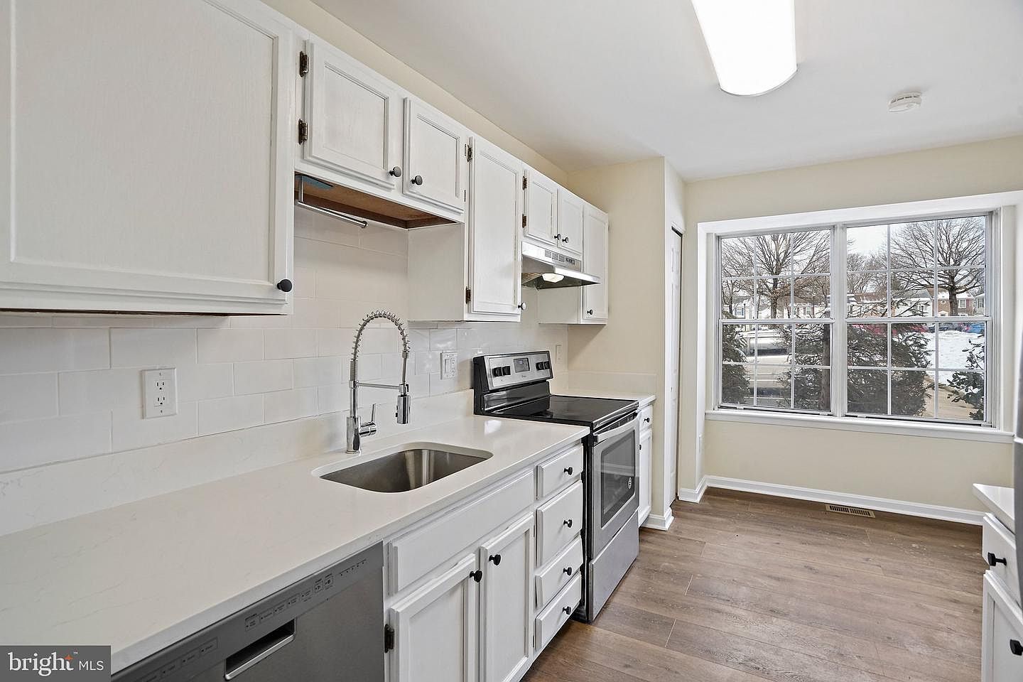 9401 Riverbrink Ct Laurel, MD 20723 - Thumbnail 3