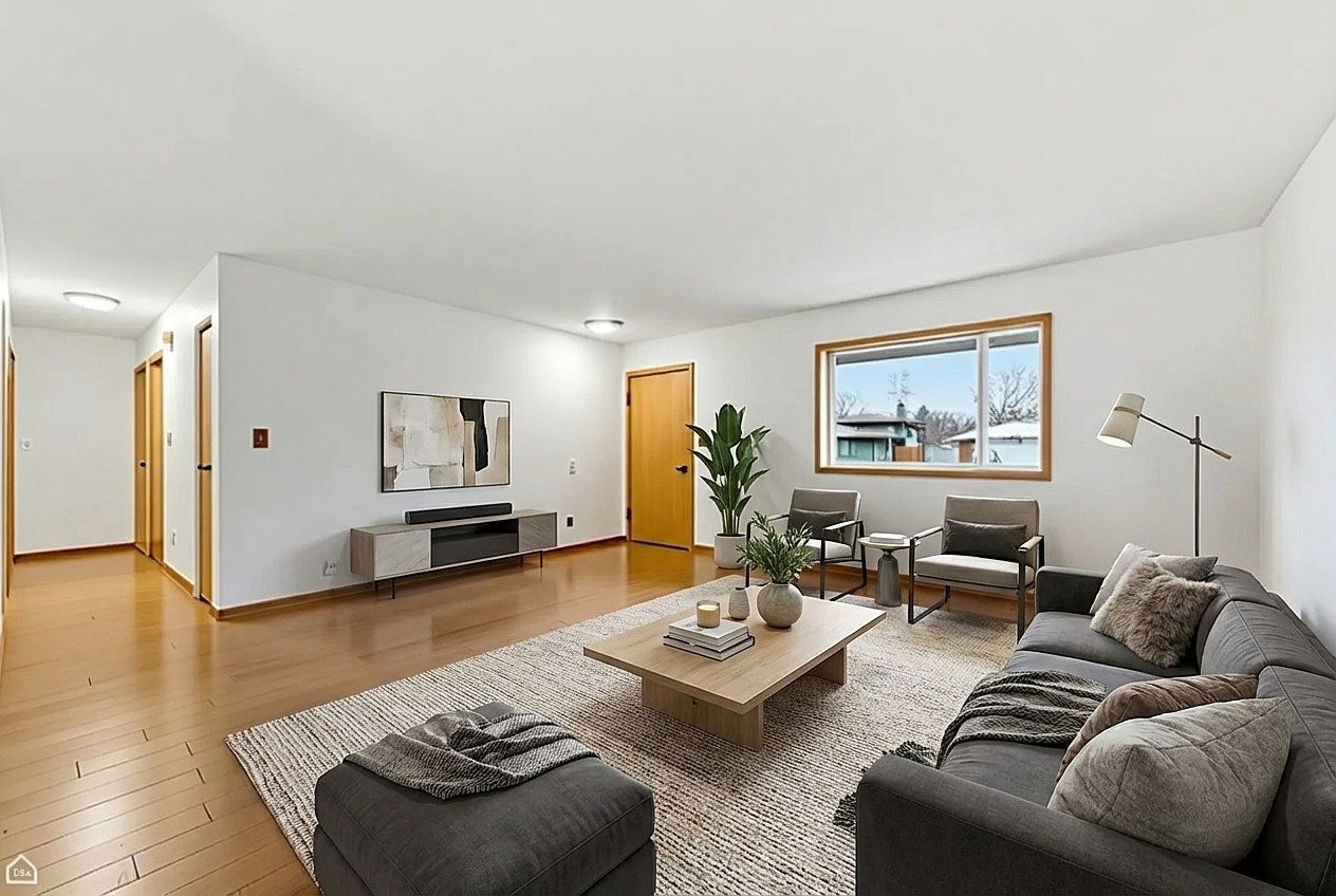 110 Westmere Rd Des Plaines, IL 60016 - Thumbnail 3