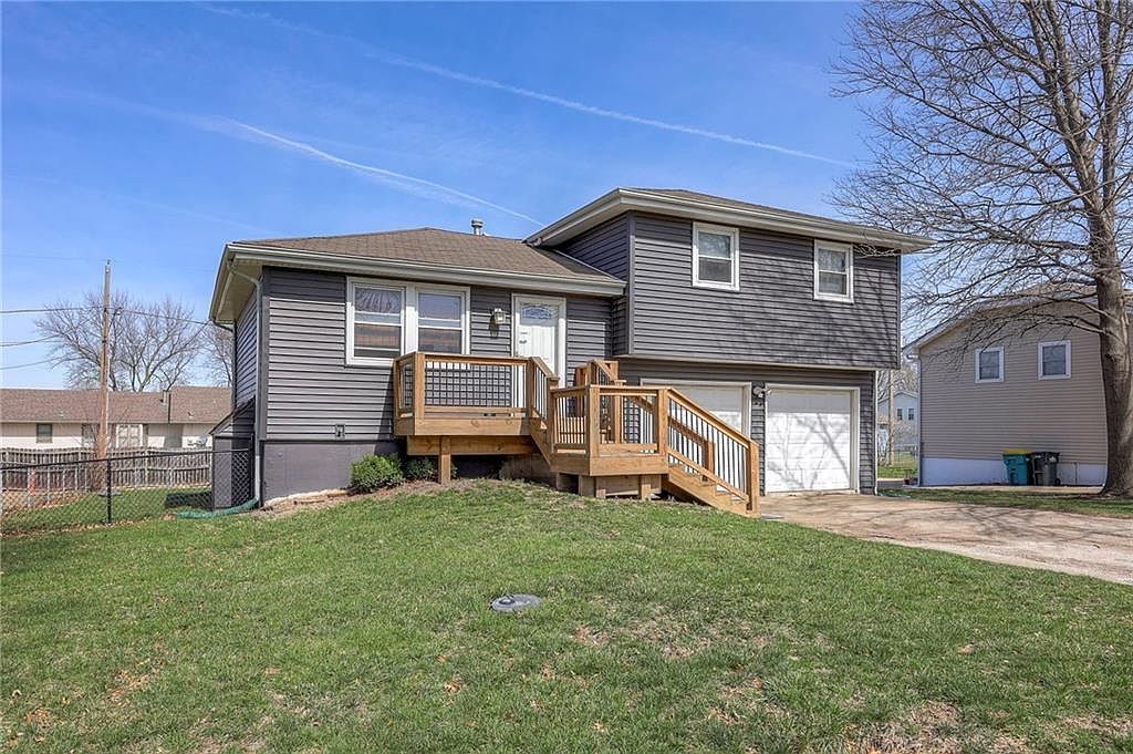 21850 W 179th St Olathe, KS 66062 - Thumbnail 3