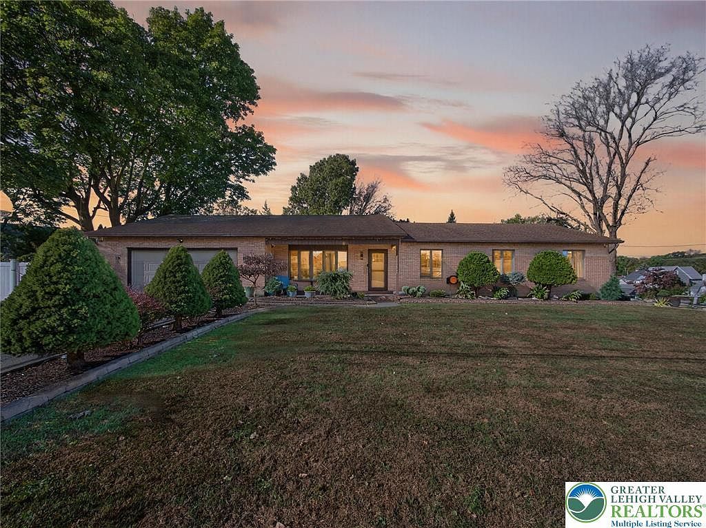 146 S 13th St Catasauqua, PA 18032 - Thumbnail 3