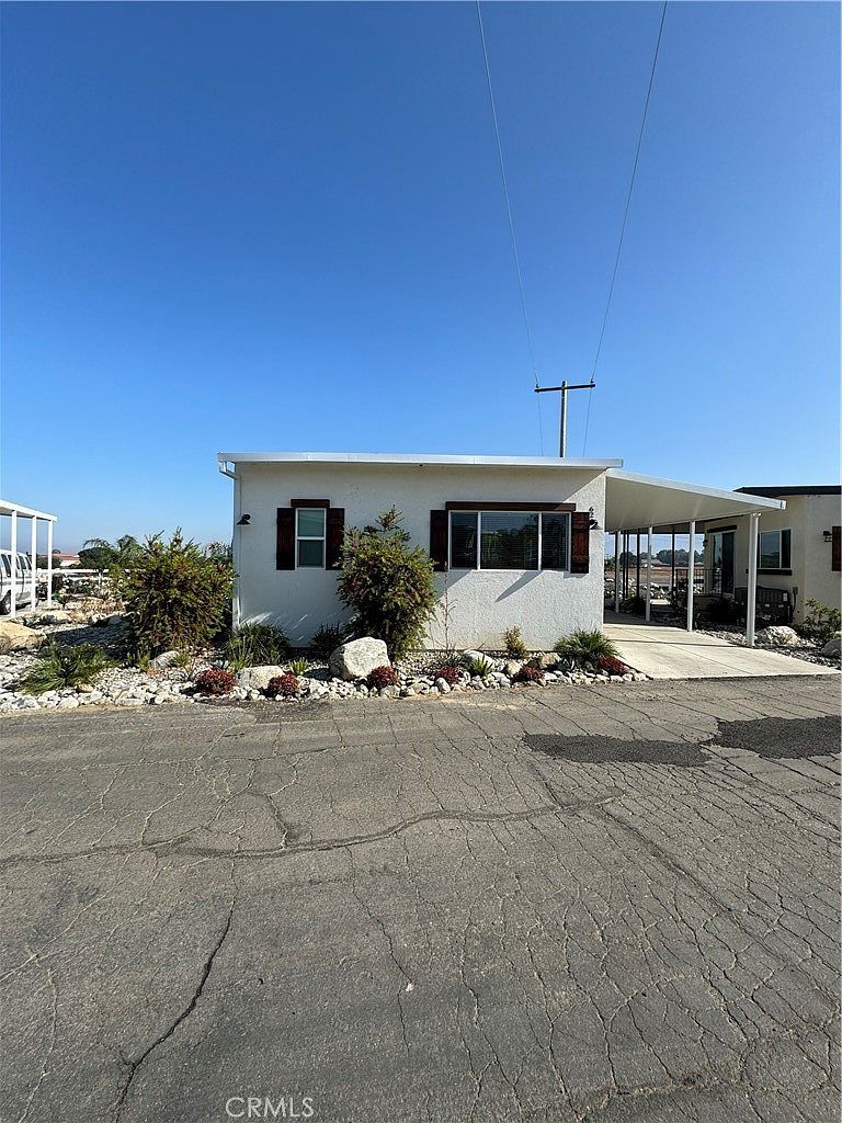 1134 Villa Calimesa Ln SPACE 61 Calimesa, CA 92320 - Thumbnail 3