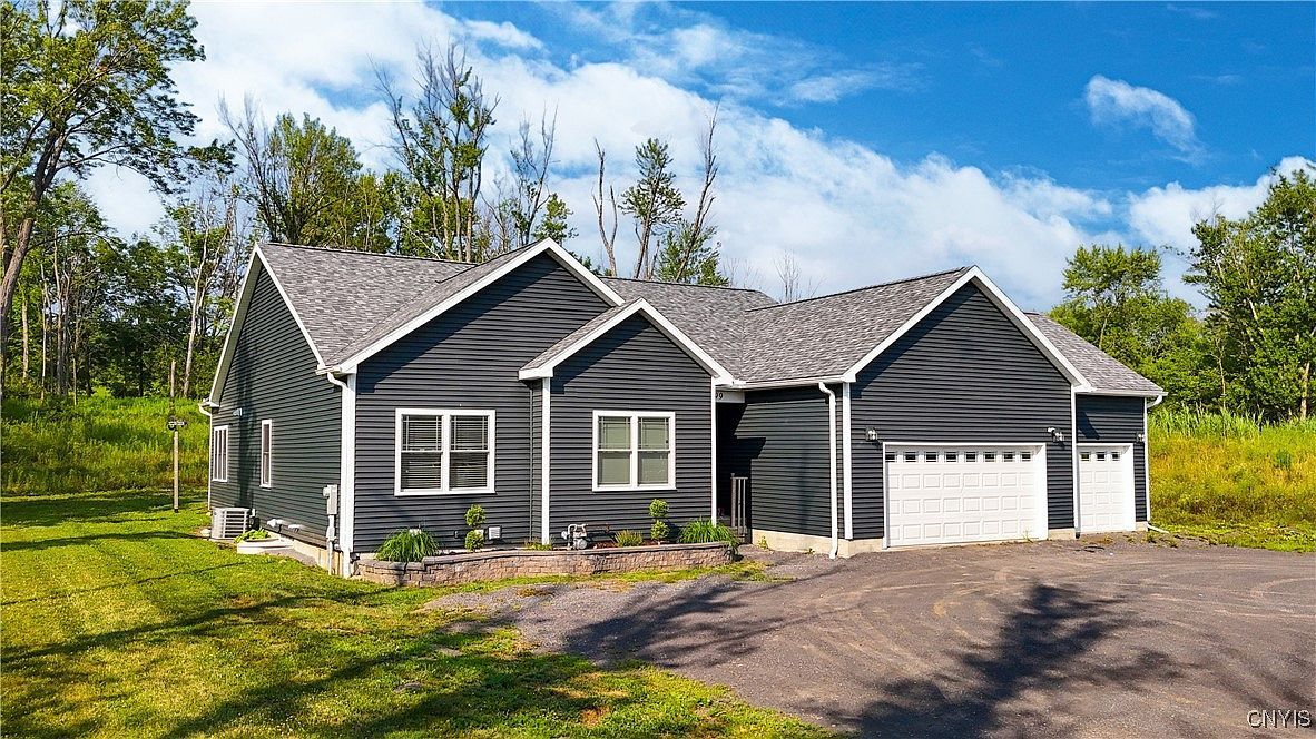 10799 Cosby Manor Rd Utica, NY 13502 - Thumbnail 3