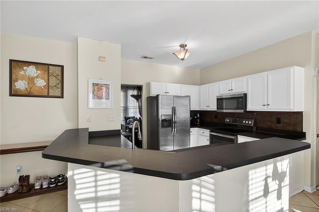 111 Windsor Ct Suffolk, VA 23434 - Thumbnail 3