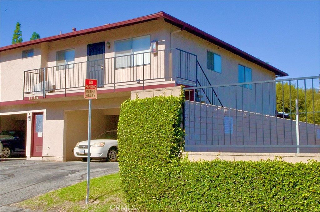 1126 W Calle De La Luna APT 4 Azusa, CA 91702 - Thumbnail 3