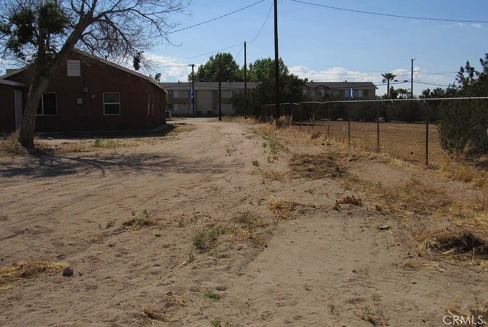 8511 C Ave Hesperia, CA 92345 - Thumbnail 3