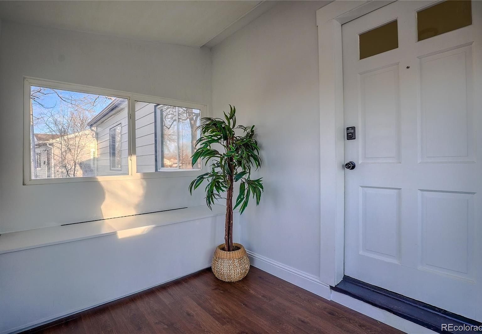 944 S Pecos Way Denver, CO 80223 - Thumbnail 3