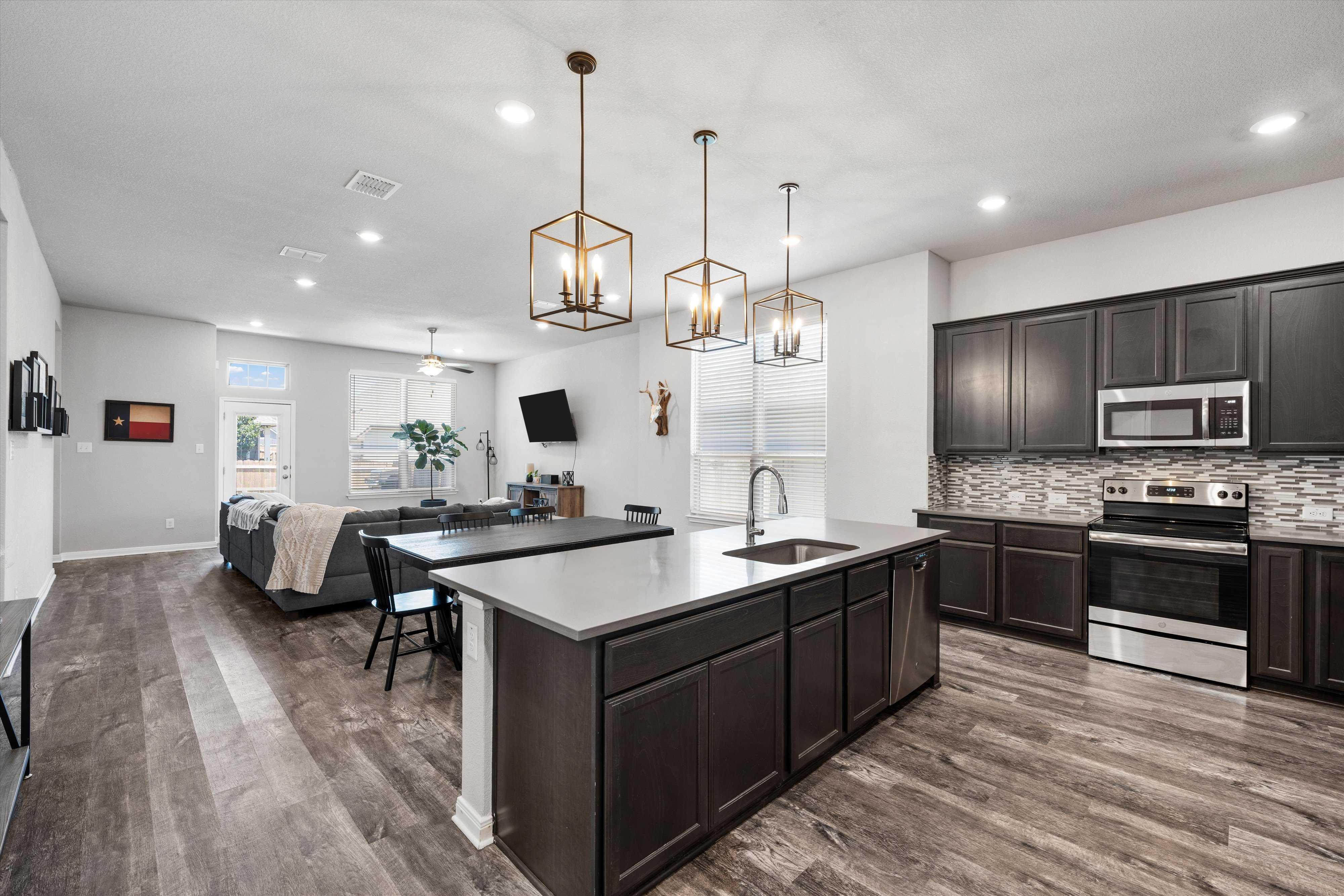 10240 Driskill Drive, Waco, TX, USA, 76708 - Thumbnail 3