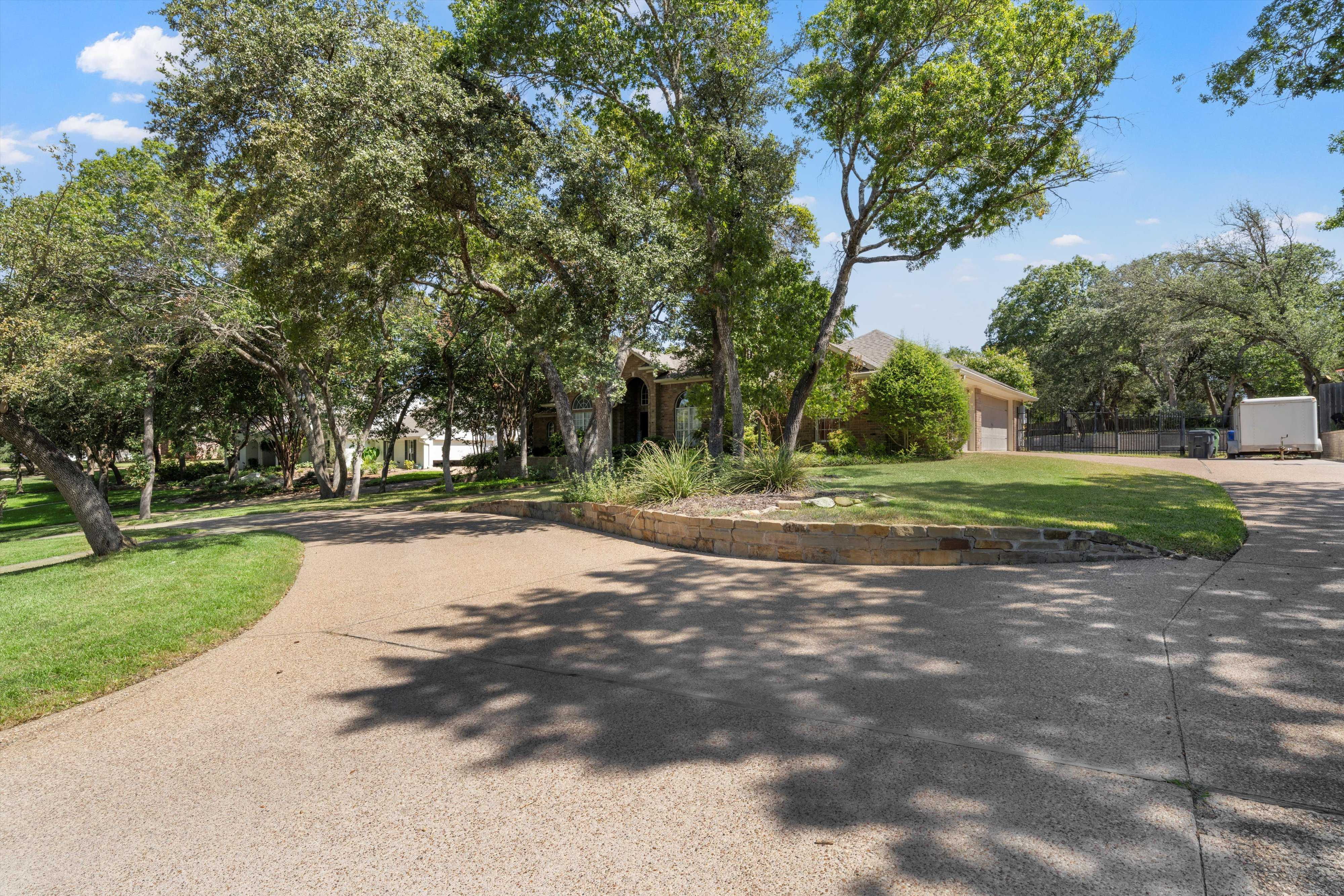 18 Timber Ridge Trail, Lorena, TX, USA, 76655 - Thumbnail 3