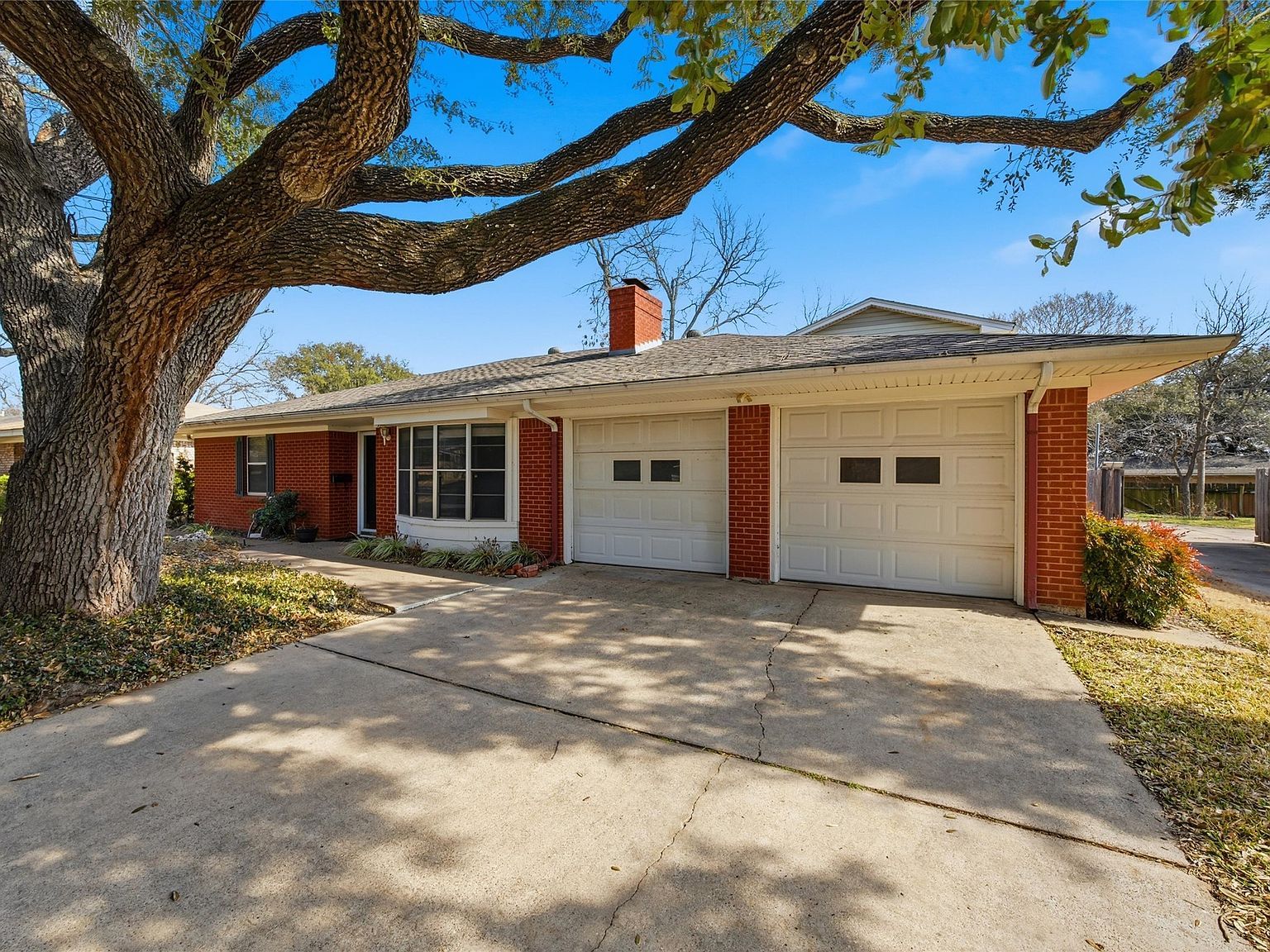 5318 Lake Lindenwood Dr Waco, TX 76710 - Thumbnail 3