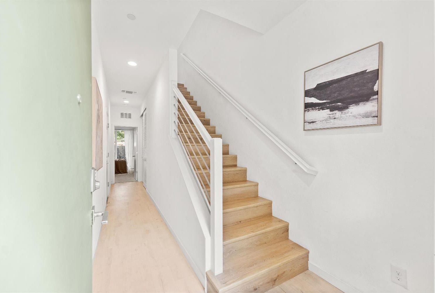 392 Midstream Ln West Sacramento, CA 95605 - Thumbnail 3