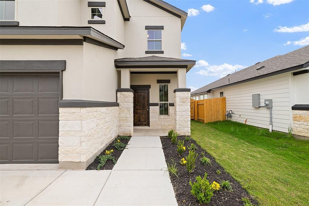 133 Comet Pointe Dr Georgetown, TX 78628 - Thumbnail 3