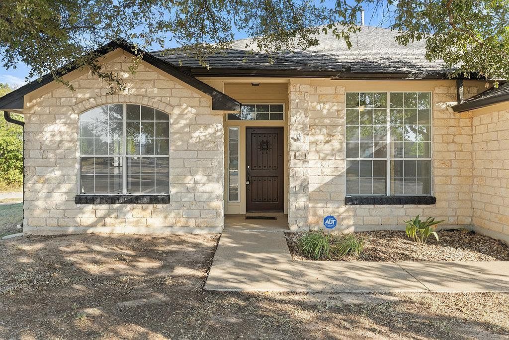 305 Plumbago Dr Pflugerville, TX 78660 - Thumbnail 3