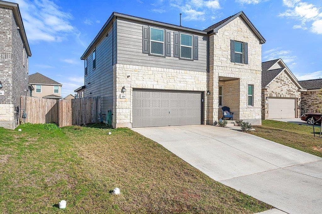 218 Summit Dr Lockhart, TX 78644 - Thumbnail 3