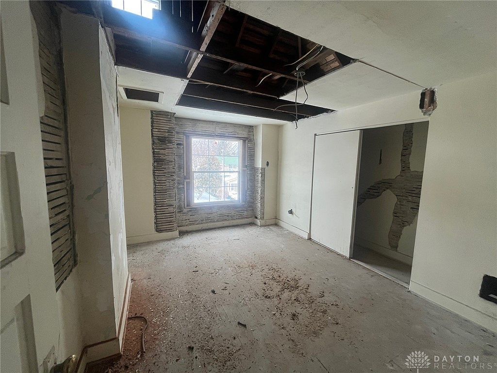 120 Marathon Ave Dayton, OH 45405 - Thumbnail 3