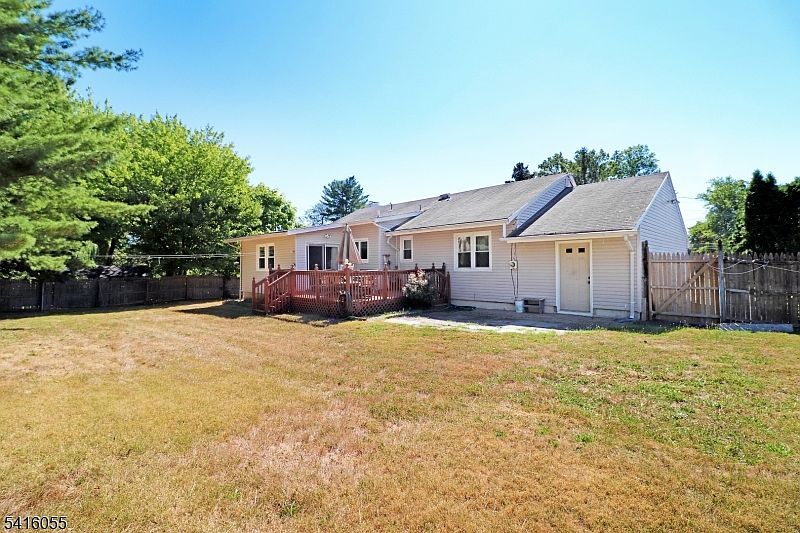 380 River Rd East Hanover, NJ 07936 - Thumbnail 3