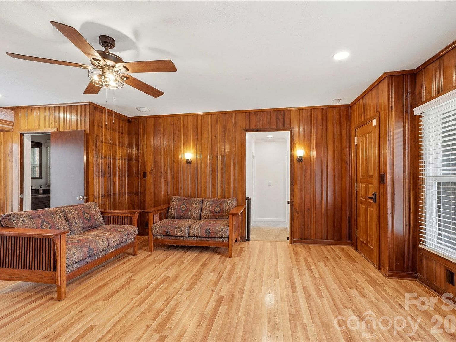 2637 Armstrong Cir Gastonia, NC 28054 - Thumbnail 3