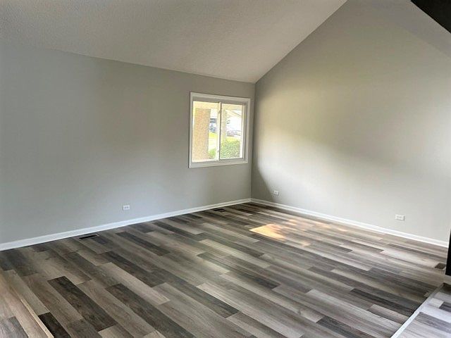 5711 Ring Ct Hanover Park, IL 60133 - Thumbnail 3