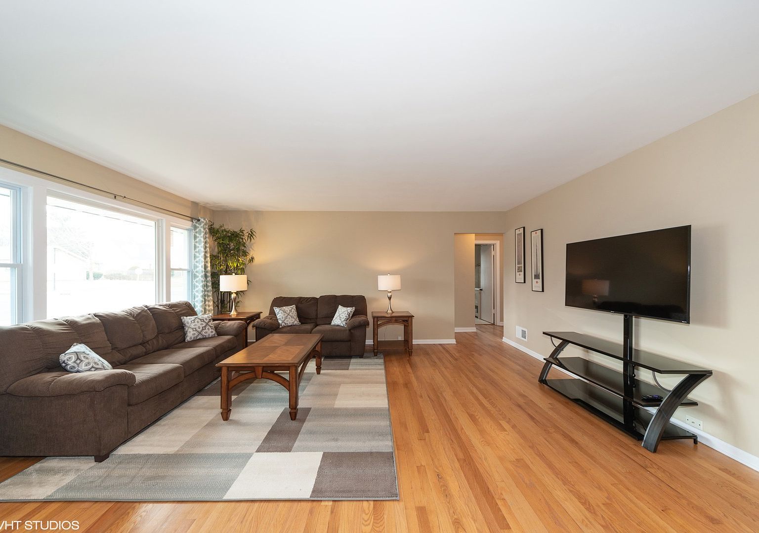 285 N Ridgeland Ave Elmhurst, IL 60126 - Thumbnail 3