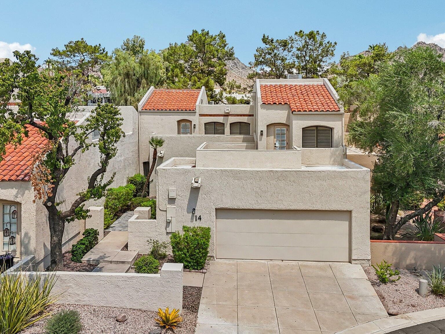 2626 E Arizona Biltmore Cir UNIT 14 Phoenix, AZ 85016 - Thumbnail 3