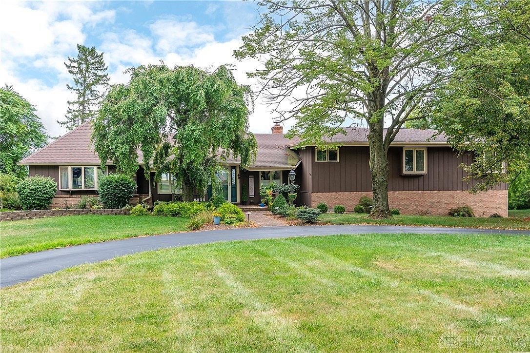 411 N Main St Union, OH 45322 - Thumbnail 3