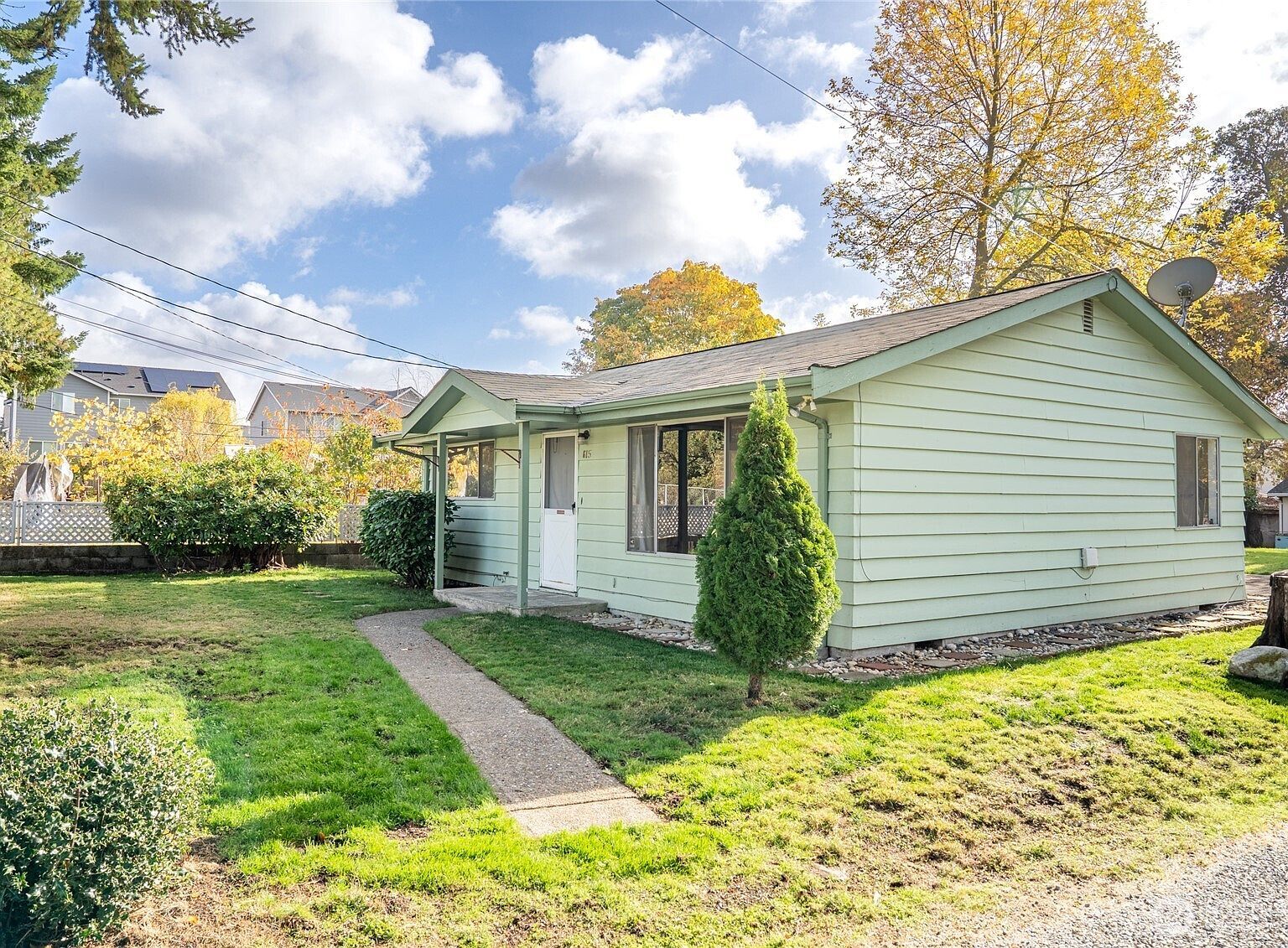 615 SW 124th St Seattle, WA 98146 - Thumbnail 3