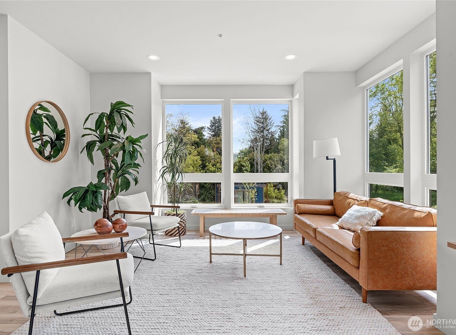 12229 Roseberg Ave S #9 Seattle, WA 98168 - Thumbnail 3