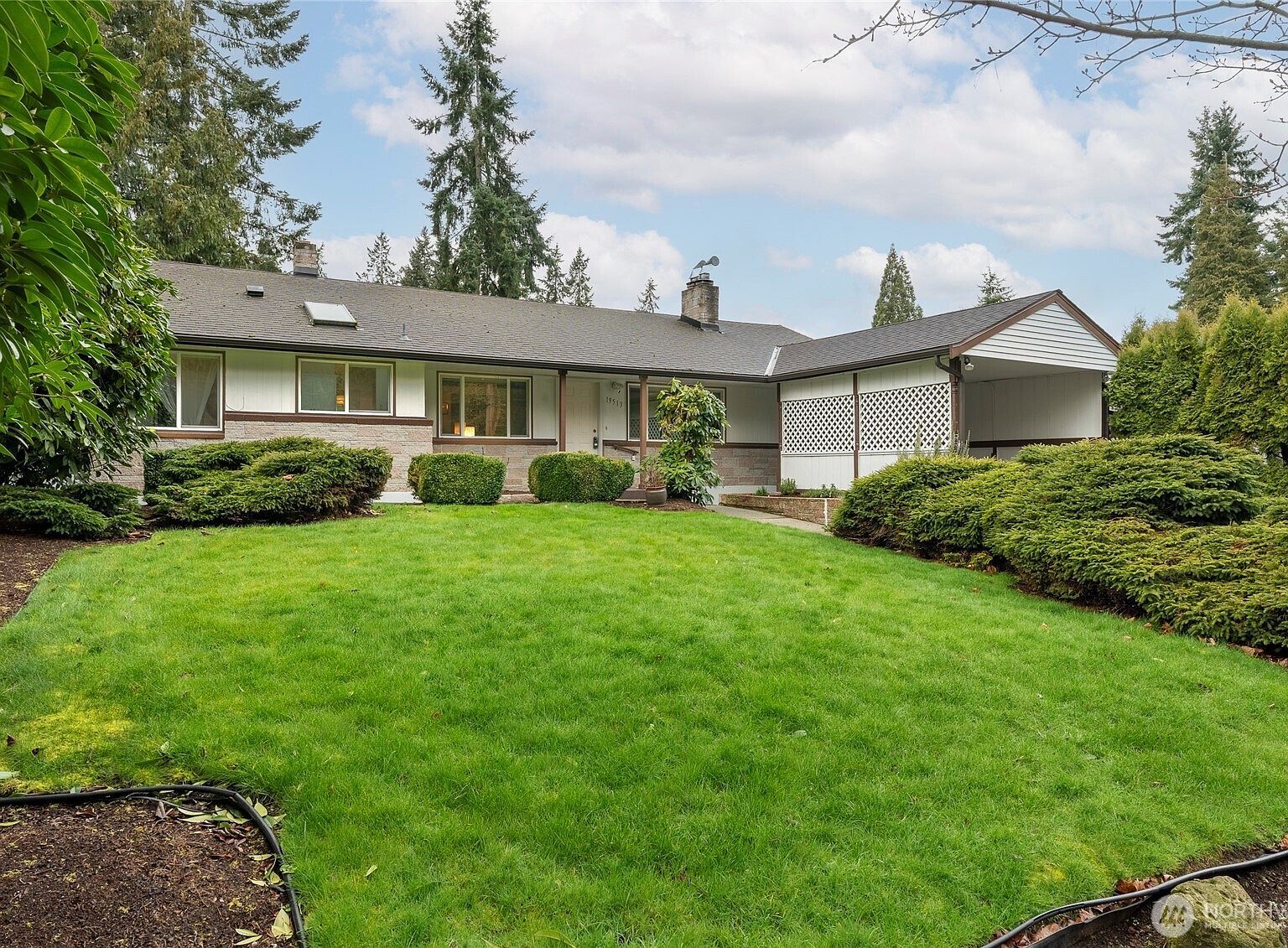 19513 Meridian Ave N Shoreline, WA 98133 - Thumbnail 3