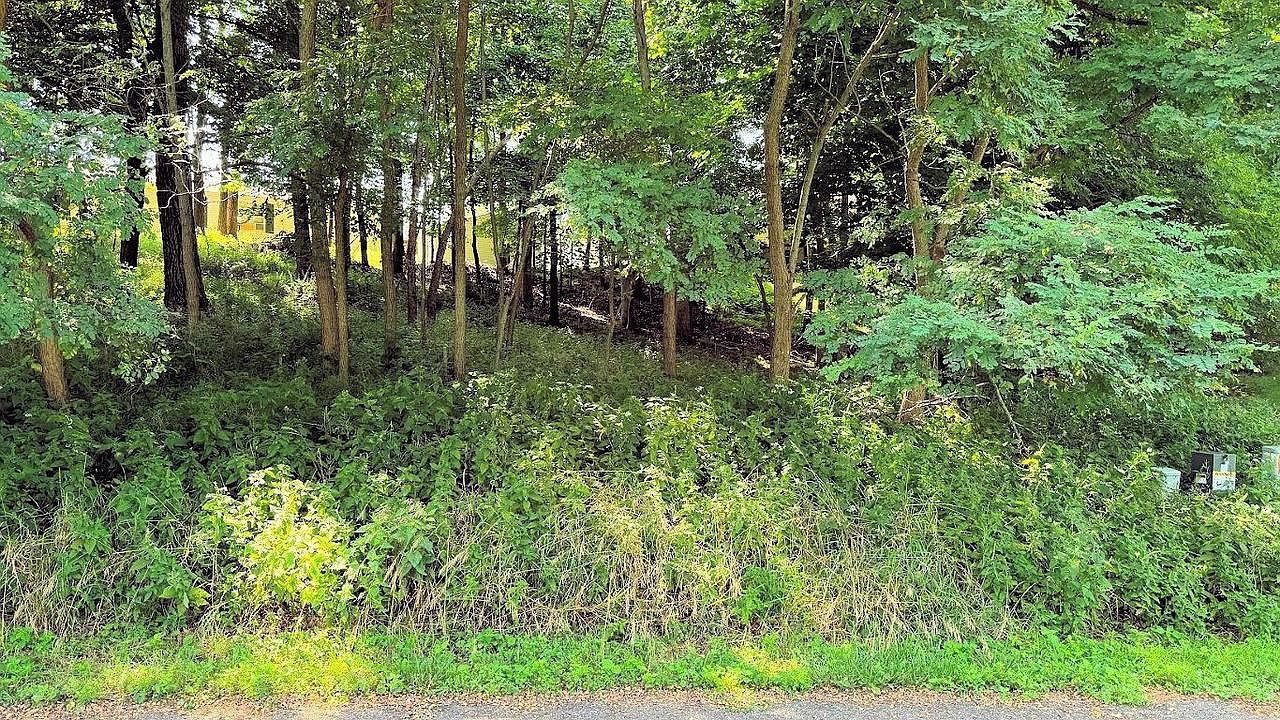 77 Morningside Rd #77 Baraboo, WI 53913 - Thumbnail 3